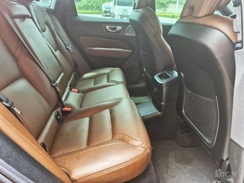 Volvo XC60 2017 T8 Ultimate Bright