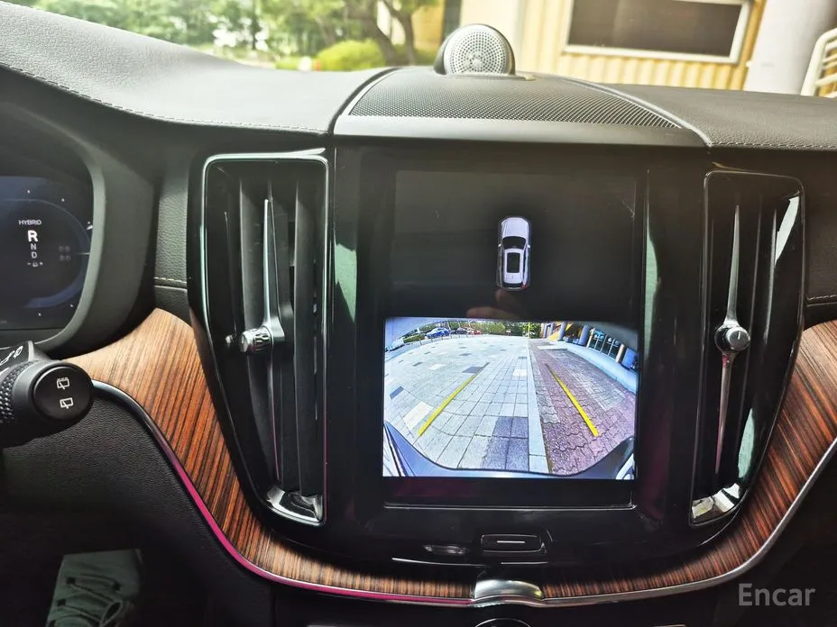 Volvo XC60 2017 T8 Ultimate Bright