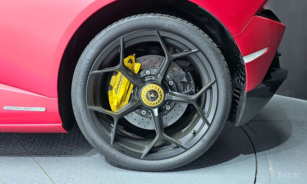 Lamborghini Huracan 2014 LP640-4 EVO Spyder