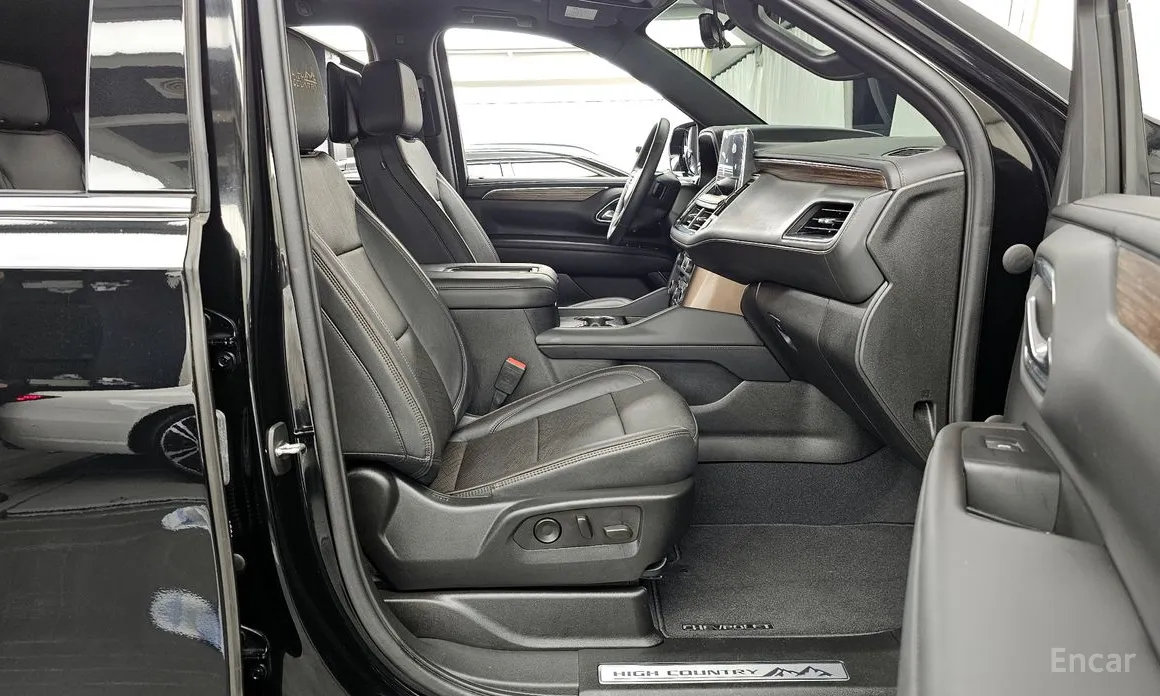 Chevrolet Tahoe 2022 6.2 Dark Knight 4WD