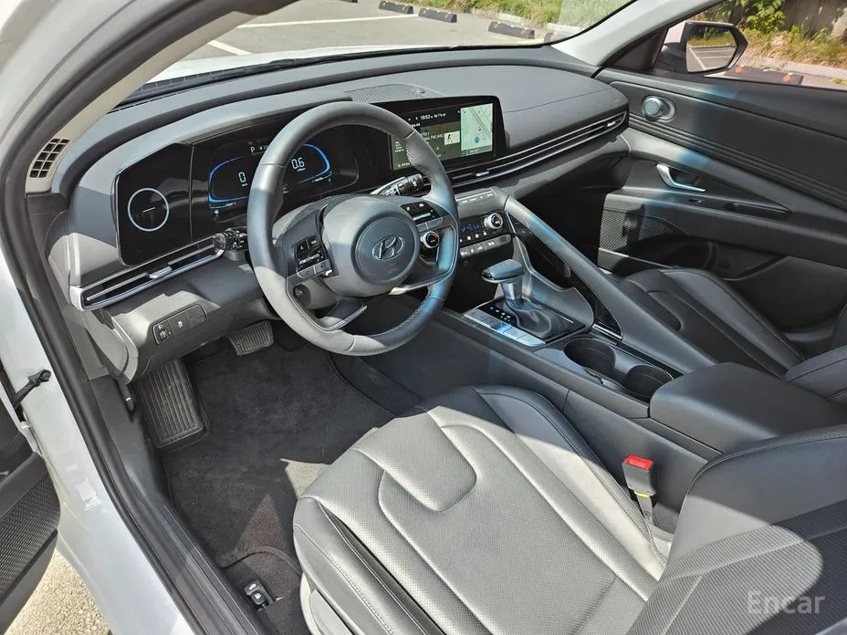 Hyundai Avante 2023 1.6