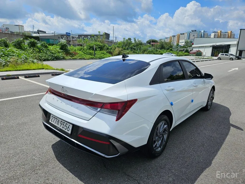 Hyundai Avante 2023 1.6
