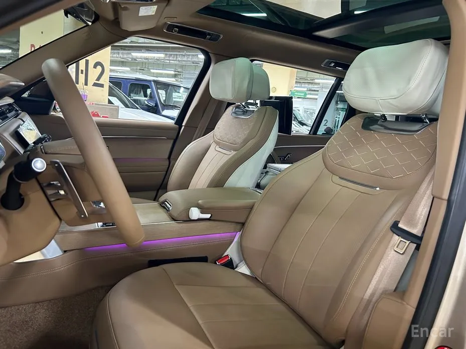 Land Rover Range Rover 2022 P530 SV Long Wheel Base