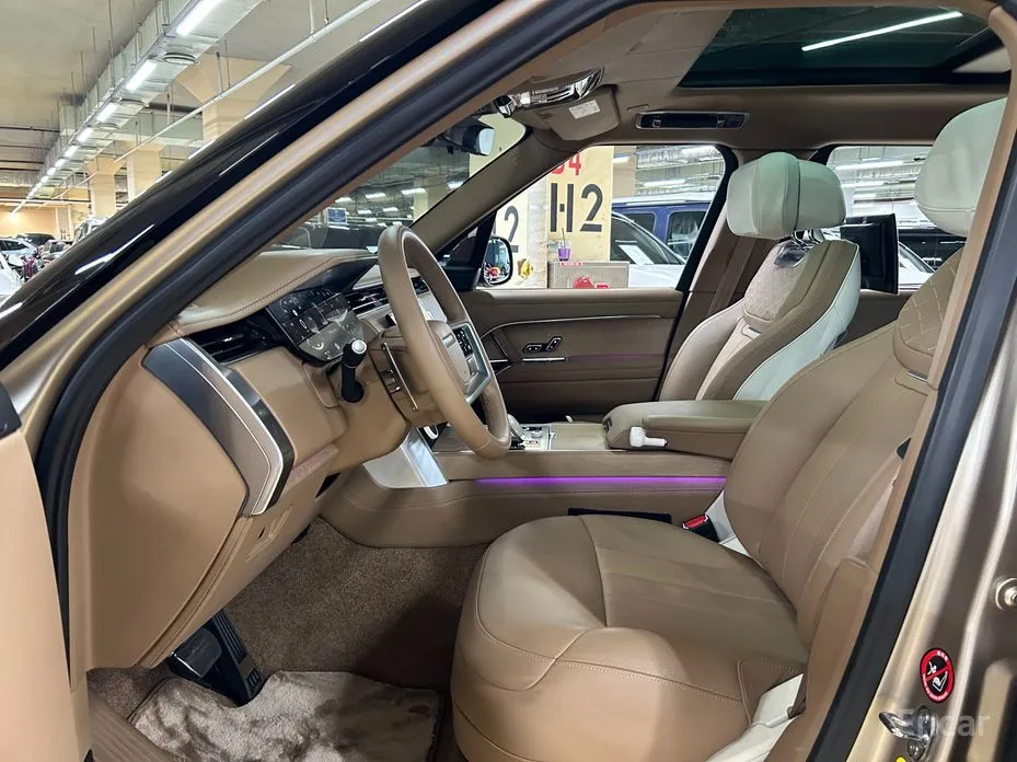 Land Rover Range Rover 2022 P530 SV Long Wheel Base