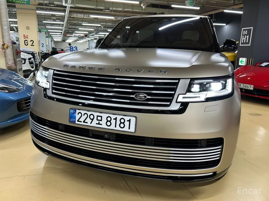 Land Rover Range Rover 2022 P530 SV Long Wheel Base