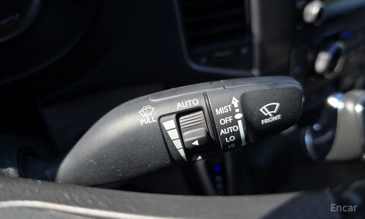 Hyundai Solati 2015 15-seater