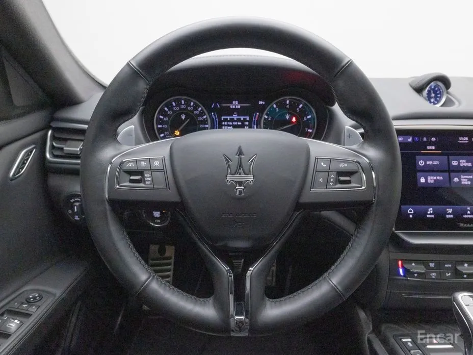 Maserati Ghibli 2013 2.0 Fragment Edition