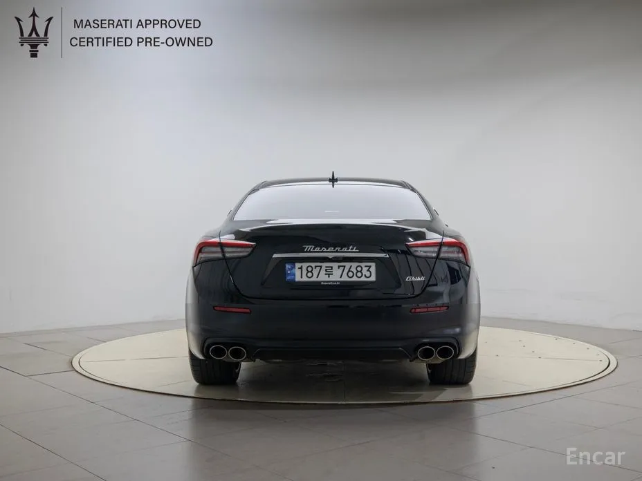 Maserati Ghibli 2013 2.0 Fragment Edition