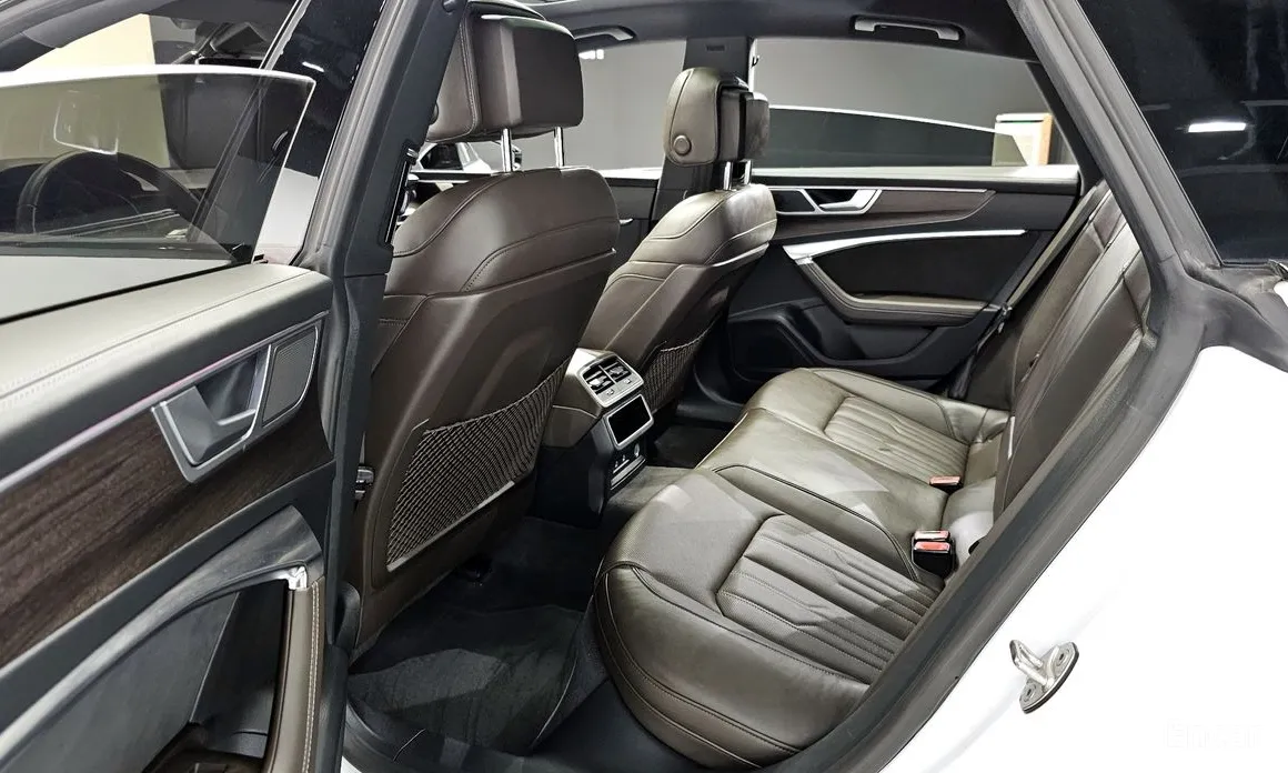 Audi A7 2018 55 TFSI Quattro Premium