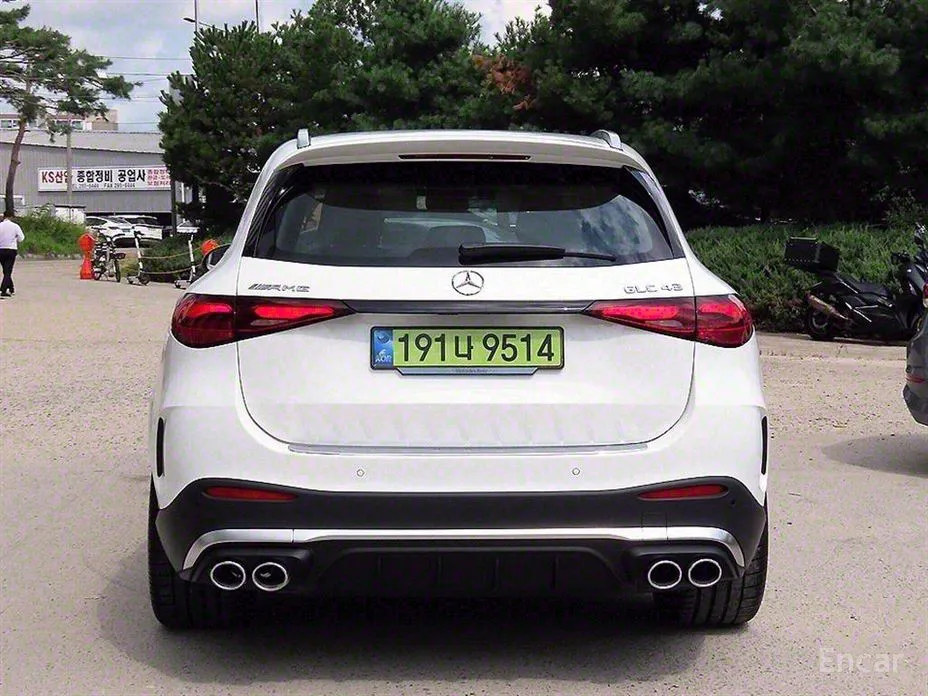 Mercedes-Benz GLC-Class 2023 AMG GLC43 4MATIC