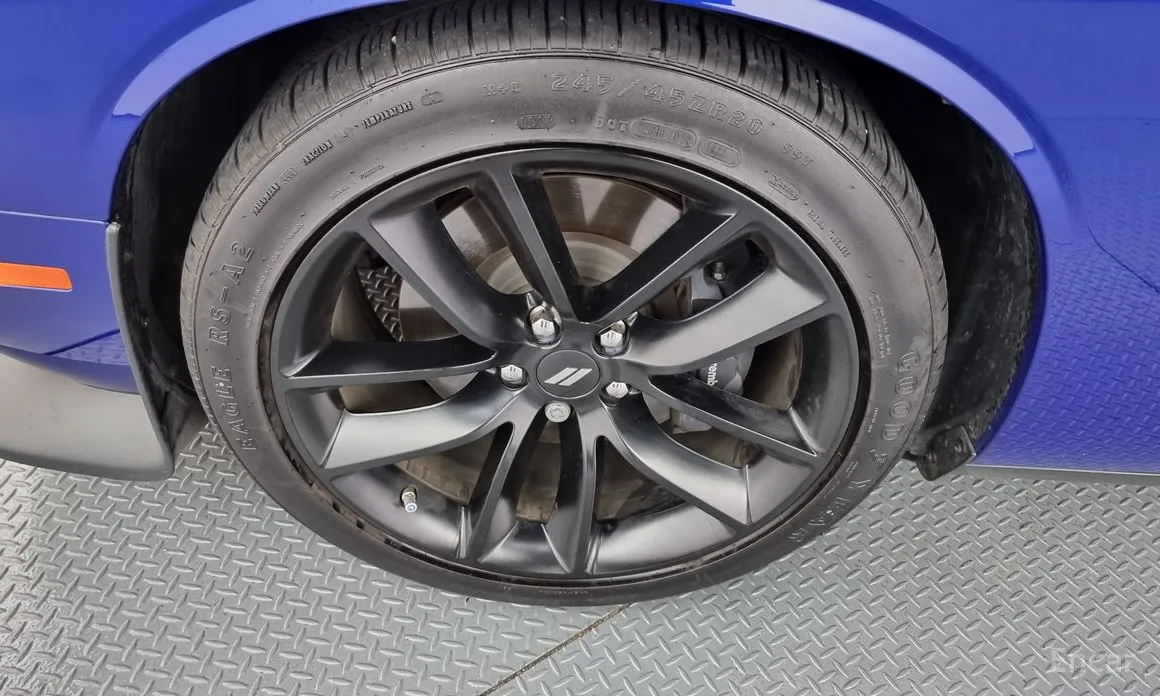 Dodge Challenger 1978 5.7