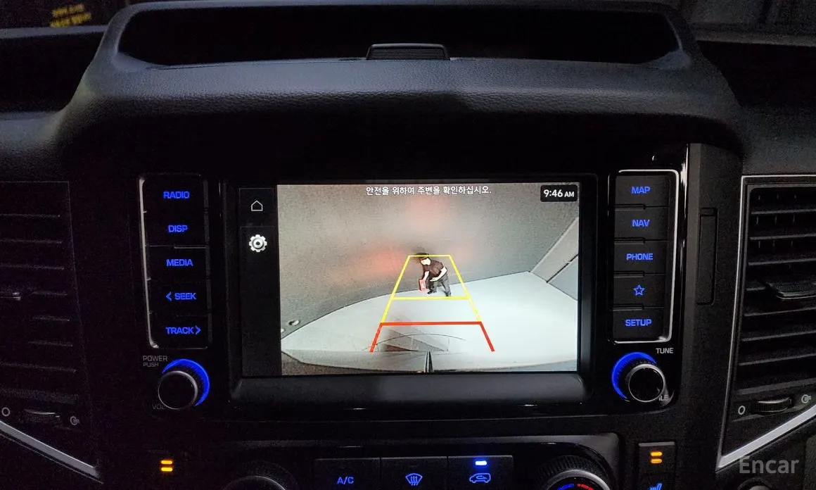 Hyundai Solati 2015 15-seater