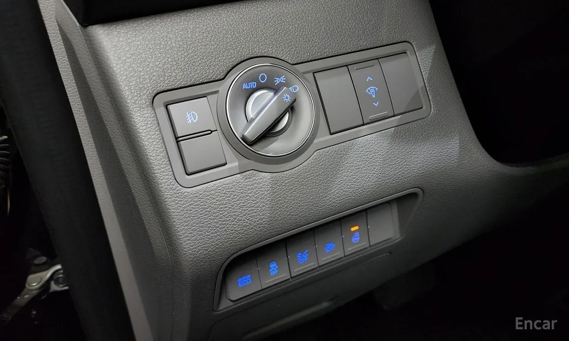 Hyundai Solati 2015 15-seater