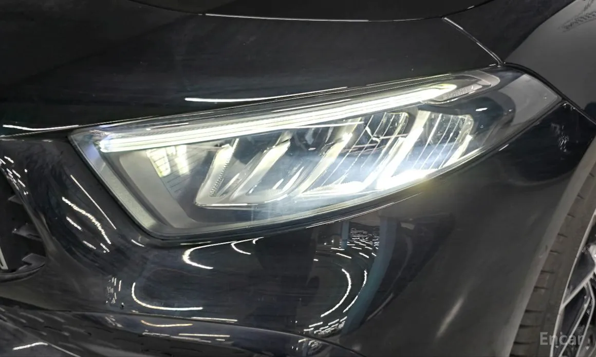 Mercedes-Benz A-Class 2019 AMG A35 4MATIC Sedan