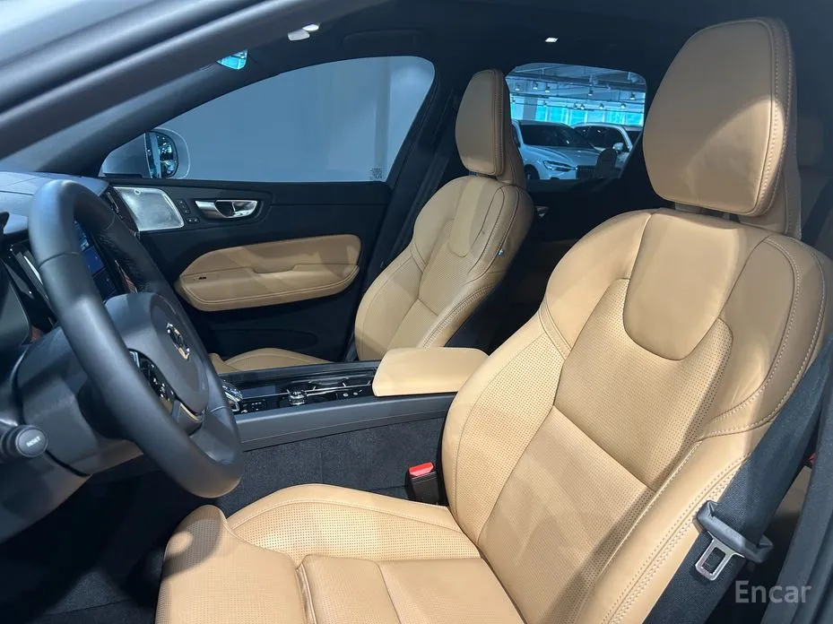 Volvo XC60 2017 T8 Ultra Bright