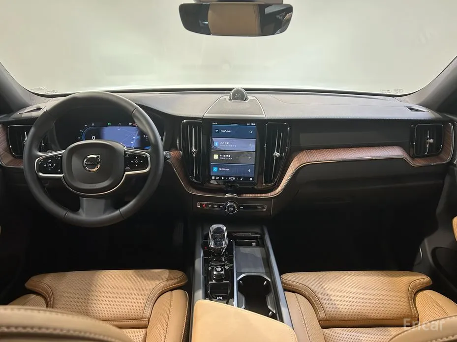 Volvo XC60 2017 T8 Ultra Bright