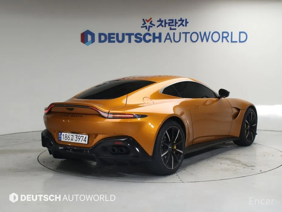 Aston Martin Vantage 2018 4.0 V8 Coupe