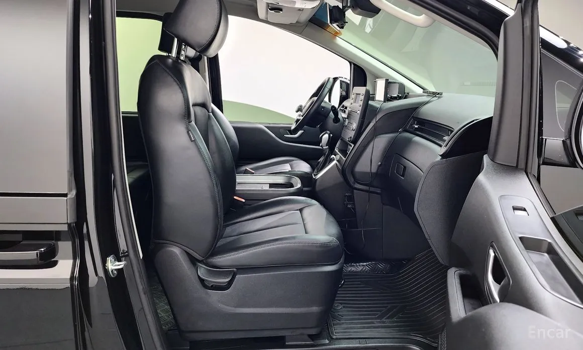 Hyundai Staria 2021 Cargo 5-Seater