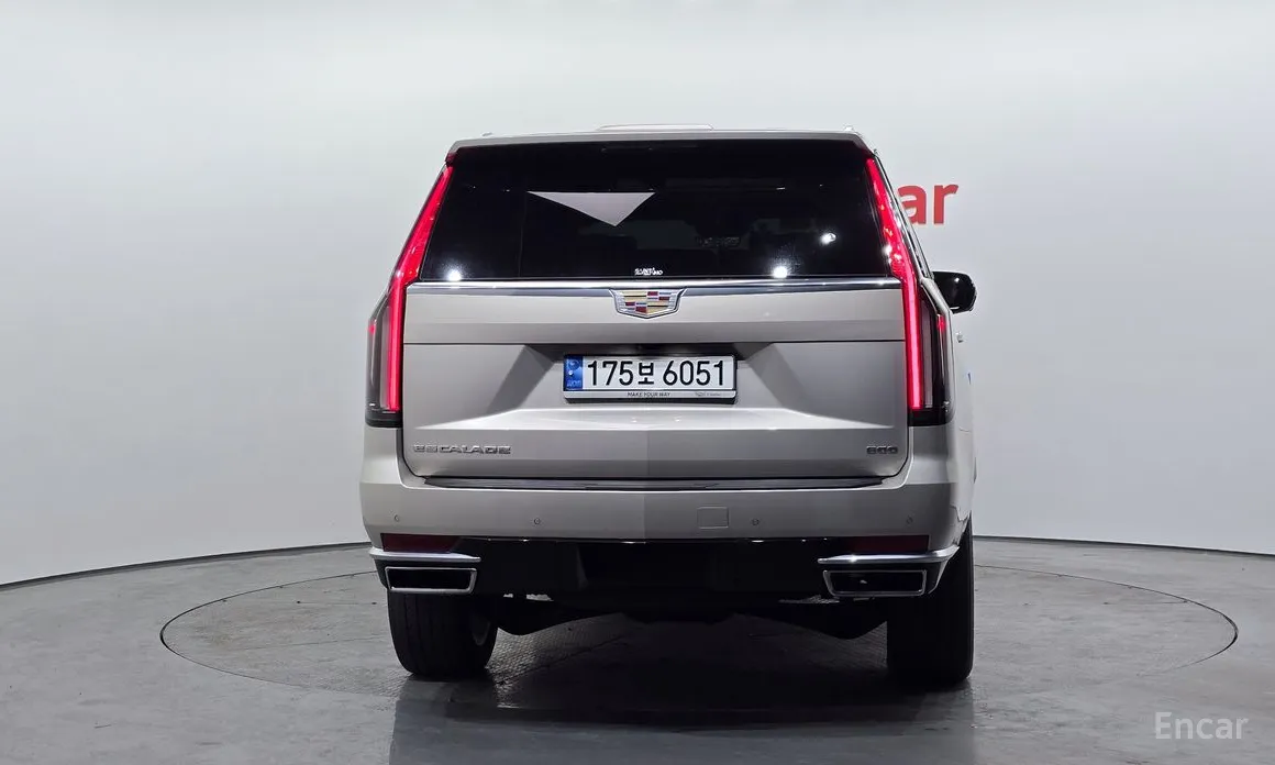 Cadillac Escalade 2021 6.2