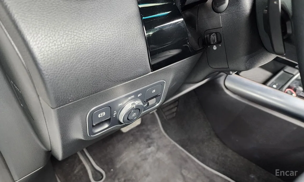 Mercedes-Benz GLA-Class 2020 GLA220