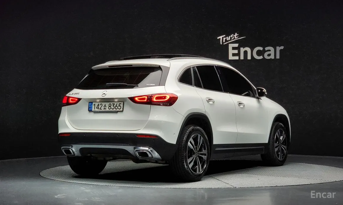 Mercedes-Benz GLA-Class 2020 GLA220