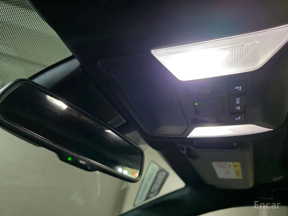 Toyota RAV4 2019 2.5 4WD PHEV XSE