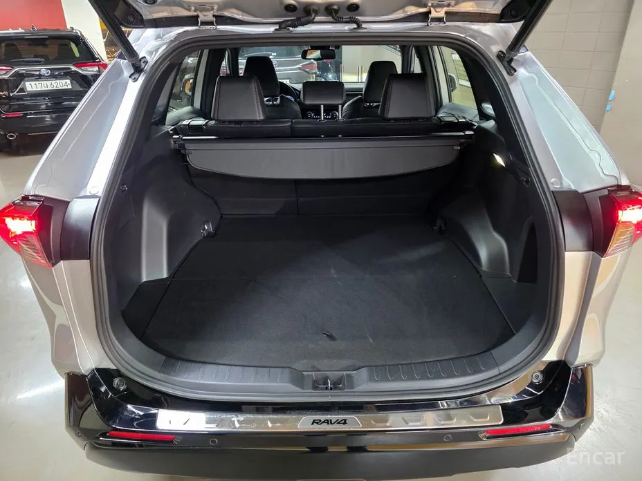 Toyota RAV4 2019 2.5 4WD PHEV XSE