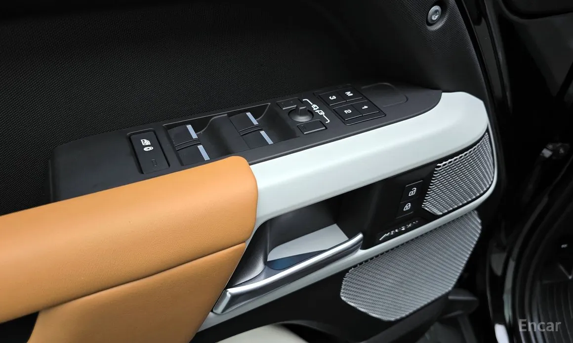 Land Rover Defender 2020 130 D300 X-Dynamic HSE