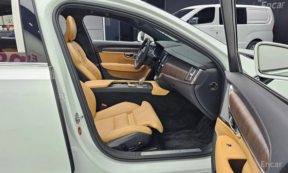 Volvo S90 2016 B6 AWD Ultra Bright