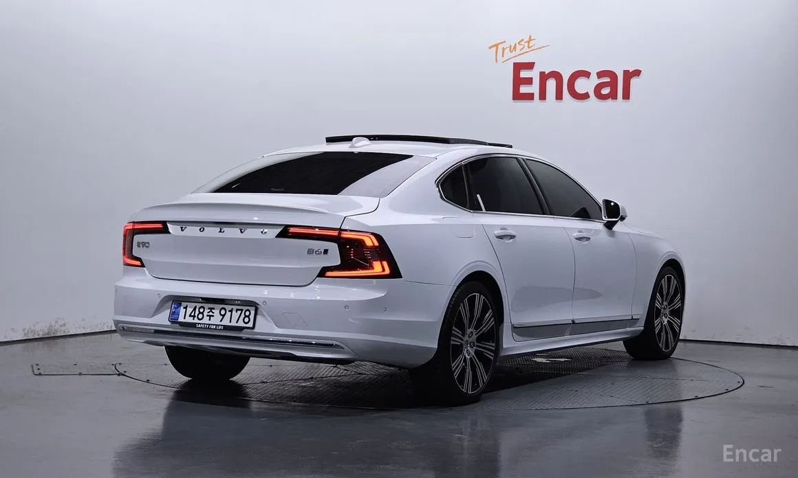 Volvo S90 2016 B6 AWD Ultra Bright