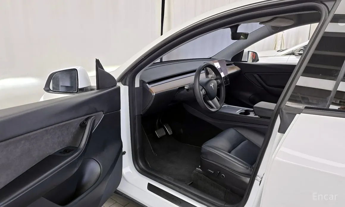 Tesla Model Y 2020 Standard Range
