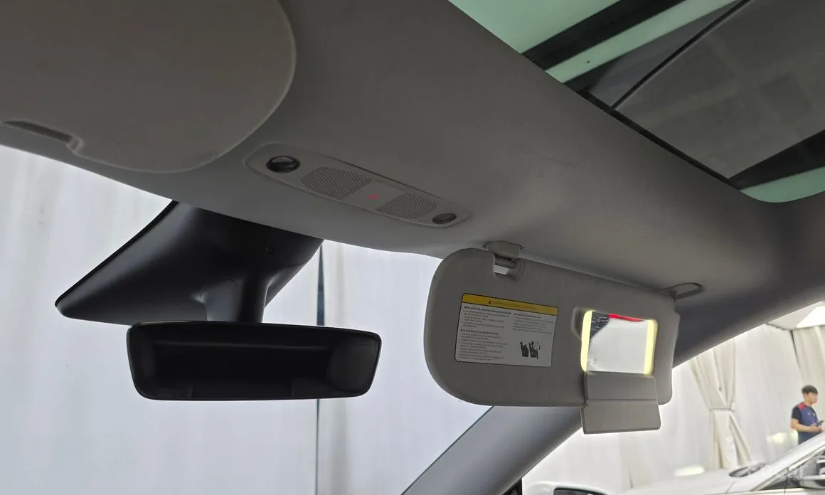 Tesla Model Y 2020 Standard Range