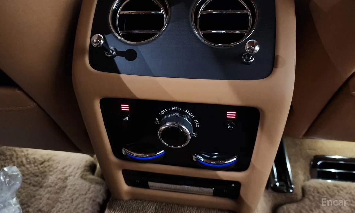 Rolls-Royce Ghost 2020 6.7 EWB V12