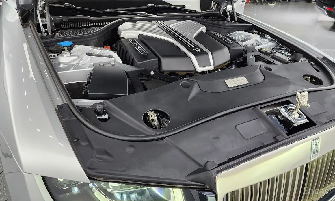 Rolls-Royce Ghost 2020 6.7 EWB V12