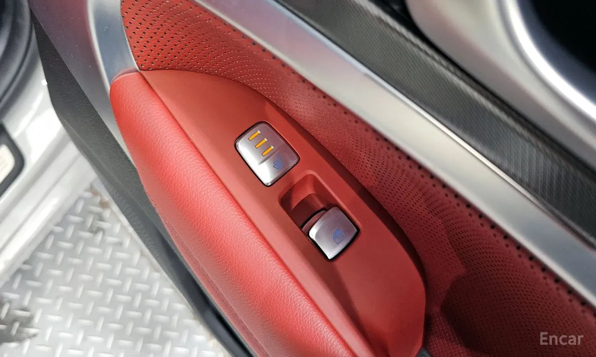 Genesis G70 2022 Gasoline 2.5T 4WD