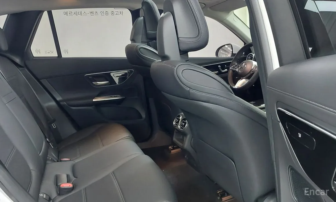 Mercedes-Benz GLC-Class 2023 GLC220 d 4MATIC