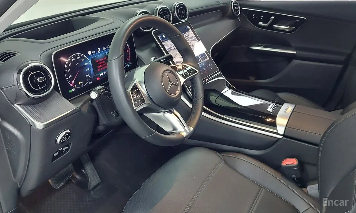 Mercedes-Benz GLC-Class 2023 GLC220 d 4MATIC