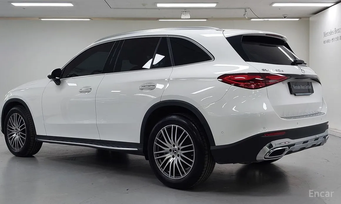 Mercedes-Benz GLC-Class 2023 GLC220 d 4MATIC