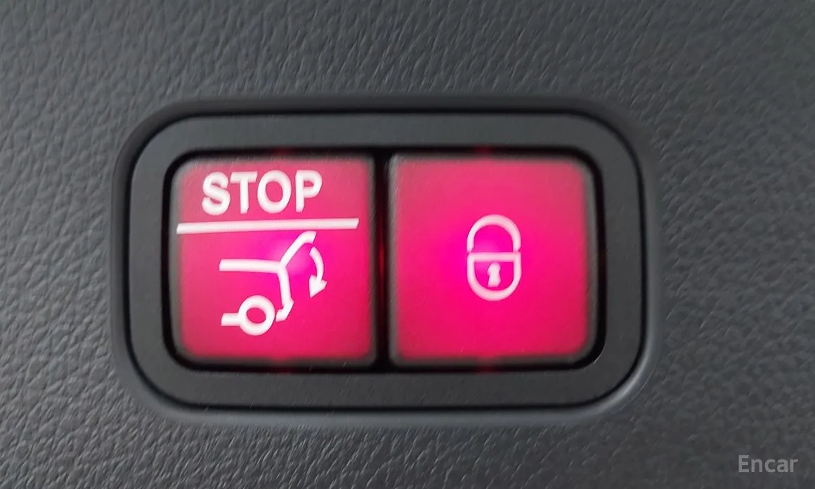 Mercedes-Benz GLC-Class 2023 GLC220 d 4MATIC