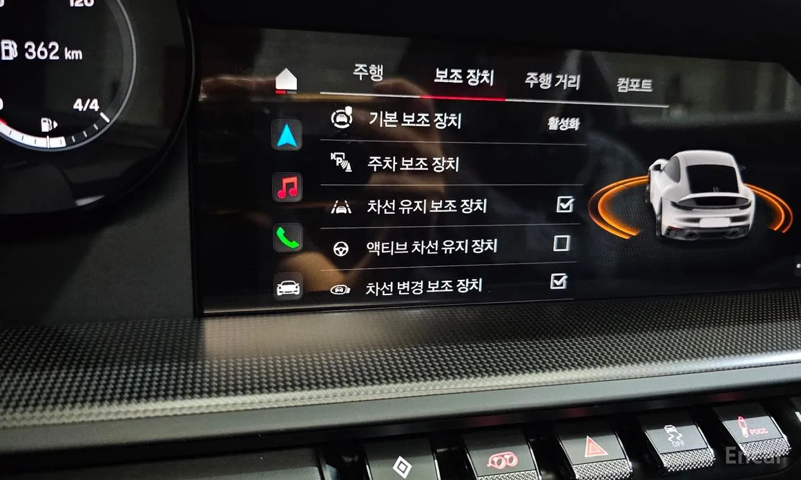 Porsche 911 2019 Carrera 4 GTS