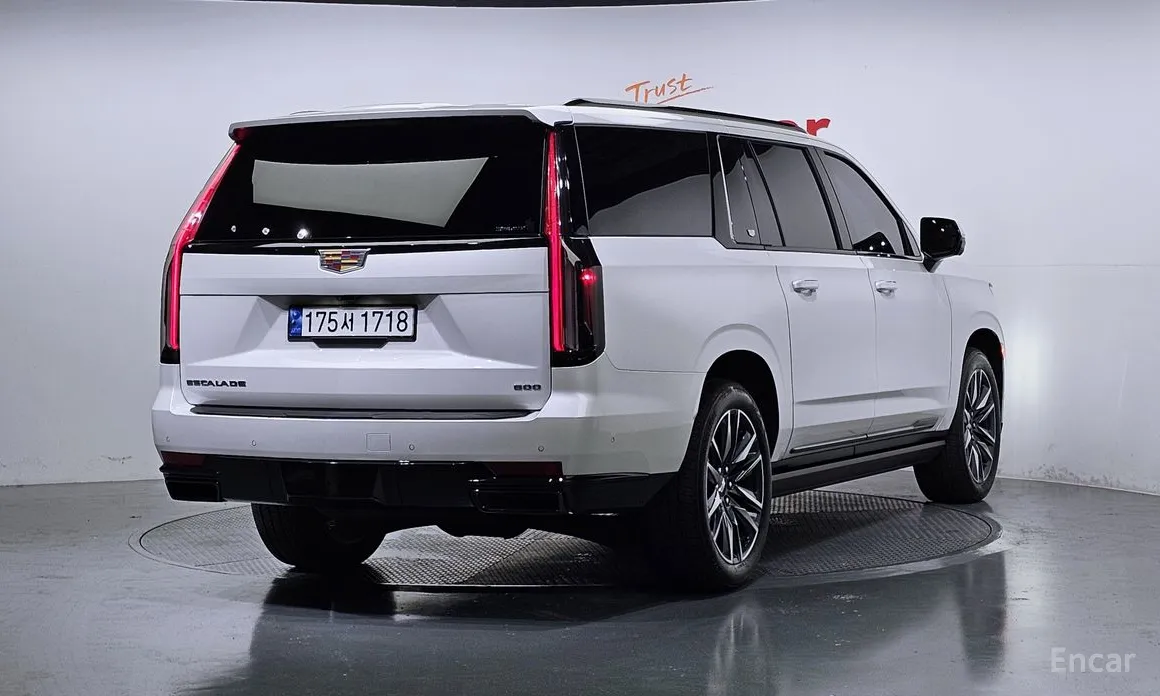 Cadillac Escalade 2021 6.2 ESV
