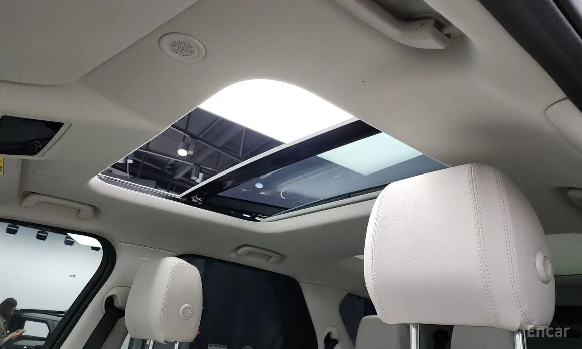 Land Rover Discovery 2017 2.0 P300 S