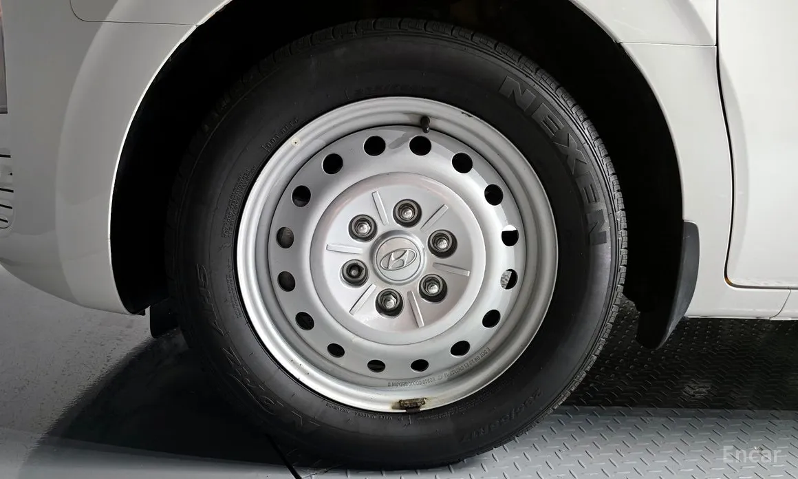 Hyundai Staria 2021 Tourer 11-Seater