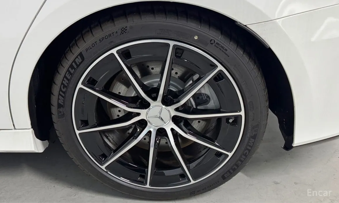 Mercedes-Benz A-Class 2019 AMG A35 4MATIC Sedan