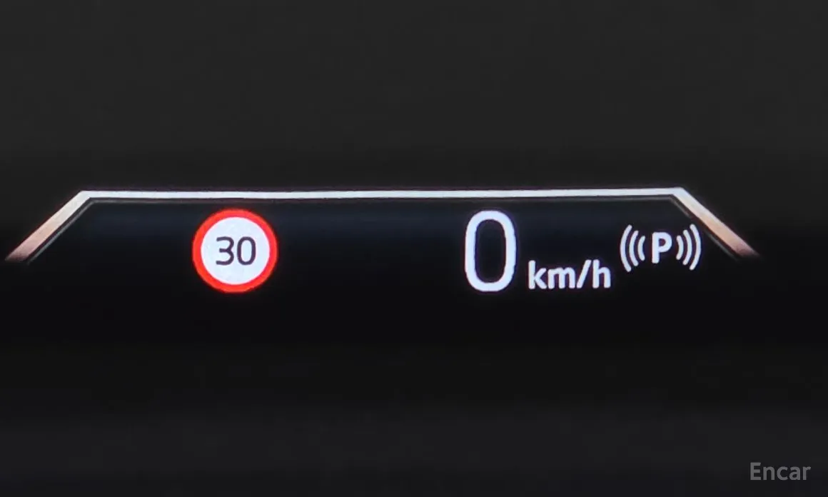 BMW 2 Series 2022 220i Luxury