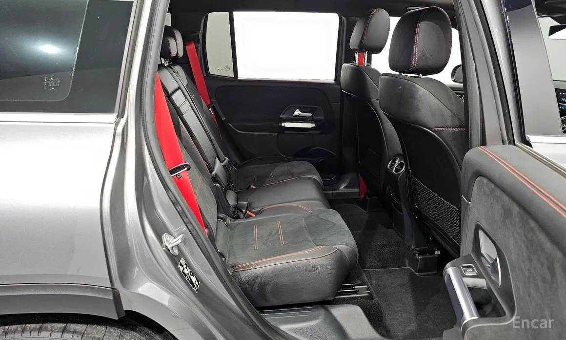 Mercedes-Benz GLB-Class 2020 AMG GLB35 4MATIC