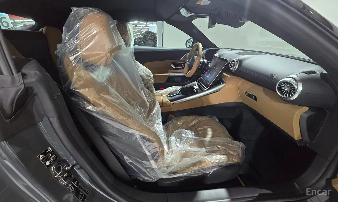 Mercedes-Benz SL-Class 2023 AMG SL63 4MATIC+ Manufaktur