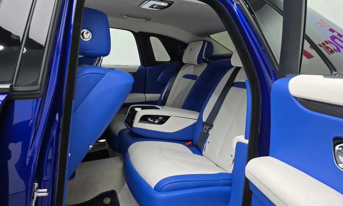 Rolls-Royce Ghost 2020 6.7 V12 Black Badge