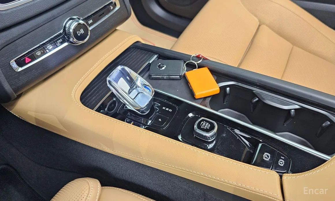 Volvo XC90 2016 B6 Ultra Bright