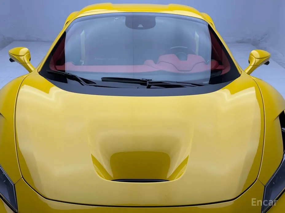 Ferrari F8 2019 3.9 V8